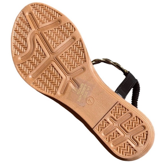 RESTOCK! Italina Sleek Black Vinyl Floral Rhinestone Embellished Toe Ring Sandal - Picture 4 of 12